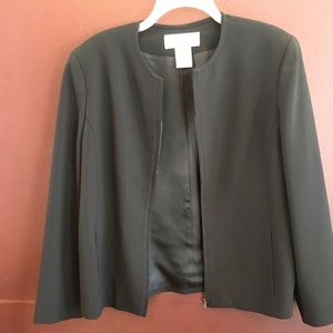 Jones New York zipper front black jacket. 14P